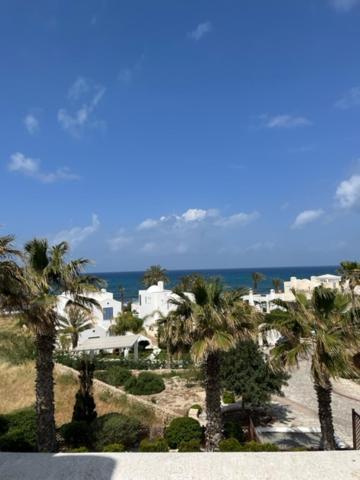 Sky Villa Paphos ภายนอก รูปภาพ