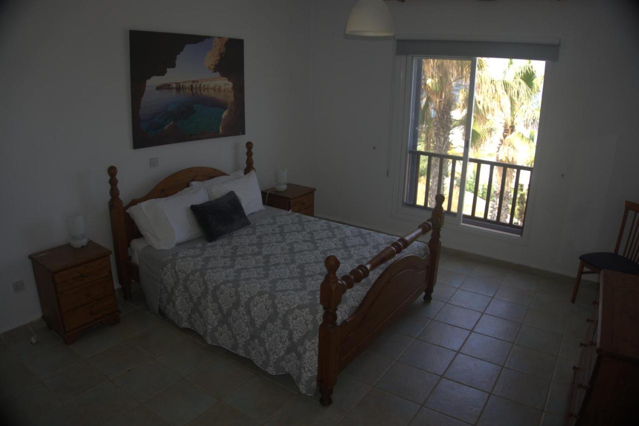 Sky Villa Paphos ภายนอก รูปภาพ