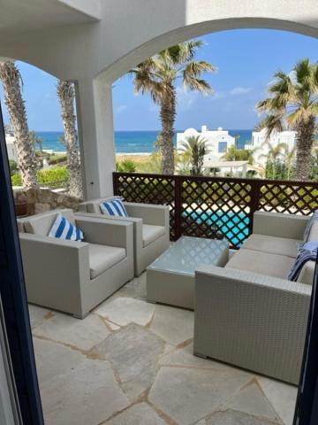 Sky Villa Paphos ภายนอก รูปภาพ