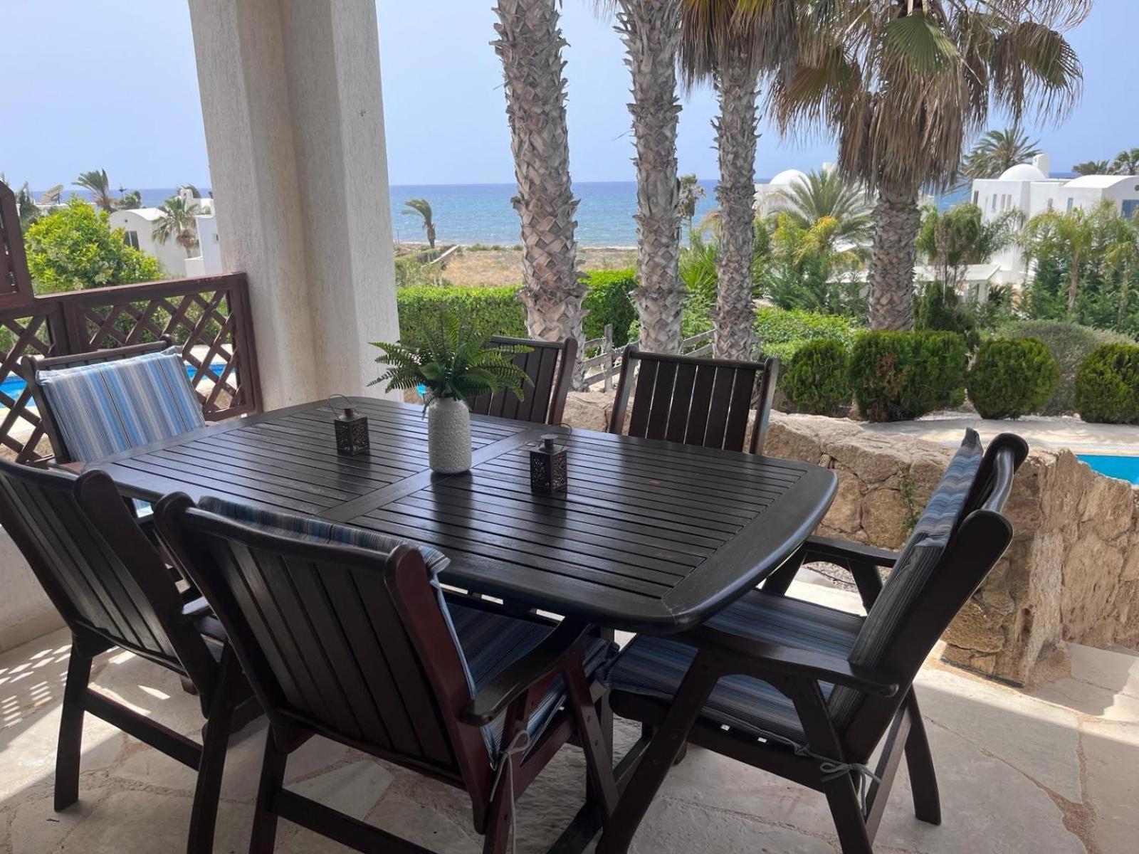 Sky Villa Paphos ภายนอก รูปภาพ